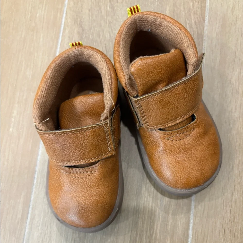 Kids Brown Leather Hook-and-Loop Shoes